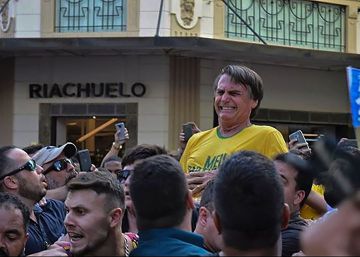 L’ultra brasiler Bolsonaro rep una punyalada en un acte electoral