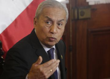 La mayoría fujimorista en el Congreso peruano blinda al fiscal general