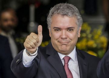 Duque cierra filas con el ministro de Hacienda, señalado por corrupción