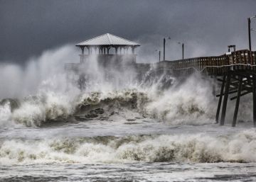 Furacão Florence chega aos EUA, deixa quatro mortos e mais de 300.000 sem luz