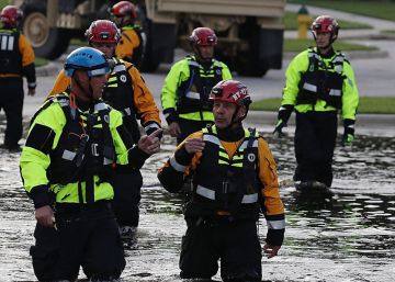 Así te hemos contado el paso de Florence por la costa sureste de EE UU, que ha dejado al menos 33 muertos