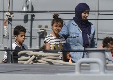 Llegan a Malta 58 migrantes rescatados por el ‘Aquarius’ que cuatro países se repartirán