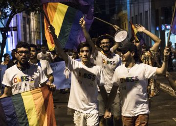 El 108: de estigma a símbolo de la lucha por los derechos de los gais en Paraguay