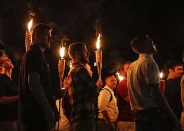 Detenidos cuatro presuntos neonazis por la violencia de Charlottesville