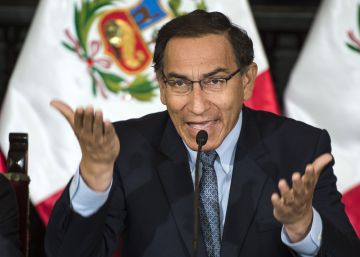 Aumenta la presión para que el presidente de Perú no promulgue la ley que beneficia a Fujimori y Montesinos