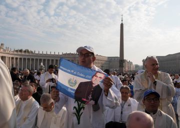 El Salvador |Un pederasta biógrafo de un santo