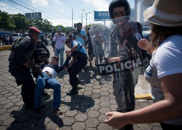 Decenas de detenidos tras la represión de una manifestación opositora en Nicaragua