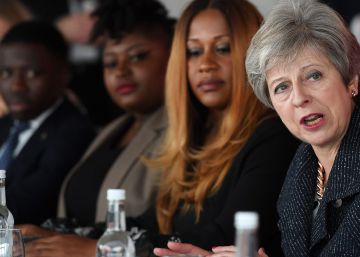 El fracaso en Bruselas atiza la rebelión de ministros contra Theresa May