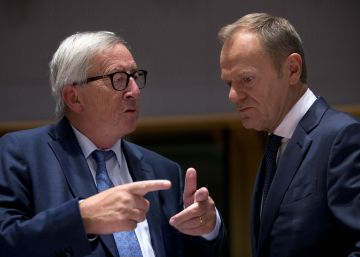 Juncker prepara el terreno para rechazar las cuentas italianas