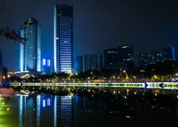 A lua artificial chinesa planejada para substituir a iluminação de rua