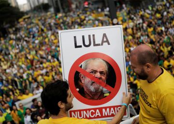 Los seguidores de Bolsonaro exhiben su fuerza a una semana de las elecciones