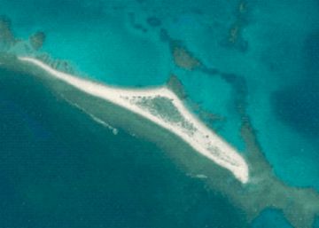 El huracán Walaka borra del mapa una isla de Hawái