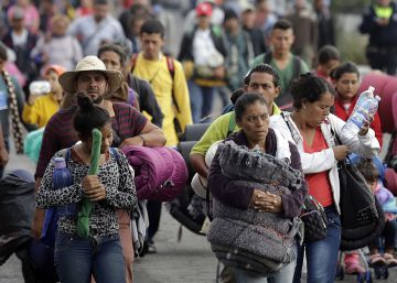 “Ojalá gane alguien que nos ayude a cruzar la frontera”