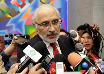 Una comisión del Parlamento boliviano vincula al expresidente Carlos Mesa con el ‘caso Lava Jato’
