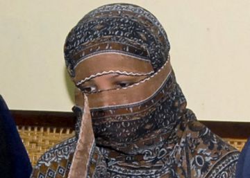 Asia Bibi sale de prisión, pero deberá permanecer en Pakistán