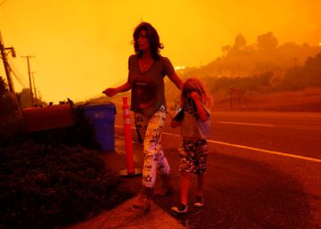 Un incendio en California deja nueve muertos y otro obliga a evacuar todo Malibú