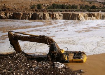 Las lluvias torrenciales en Jordania causan al menos doce muertos y miles de turistas evacuados en Petra