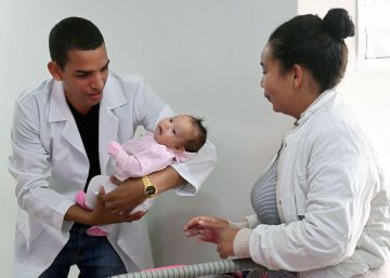 Los médicos cubanos en Brasil: irse con pena o quedarse con miedo