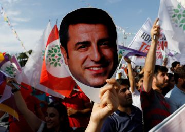 Erdogan rechaza el fallo de Estrasburgo para liberar al líder kurdo
