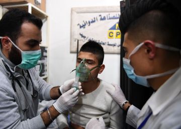 Más de 100 civiles hospitalizados tras un supuesto ataque químico insurrecto en Alepo