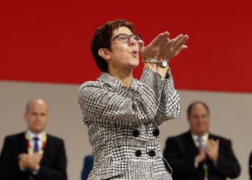 Annegret Kramp-Karrenbauer, la aliada de Merkel