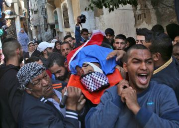 Escena de la muerte de un joven discapacitado de un tiro por la espalda en Cisjordania