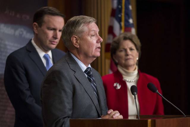 El senador republicano Lindsey Graham, el miércoles, en una rueda de prensa en el Capitolio.