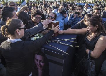 La política de Puebla se tiñe de luto