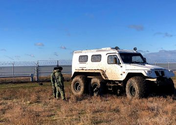 Rusia afirma que ha terminado la alambrada en torno a Crimea