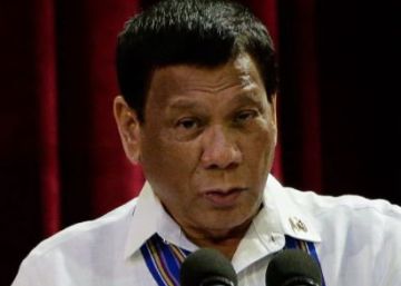 Duterte alardeia que tentou estuprar uma criada quando adolescente