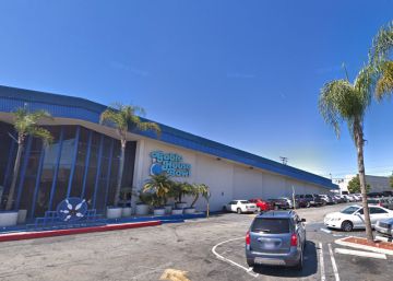 Un tiroteo en Los Ángeles se cobra al menos tres muertos en una bolera
