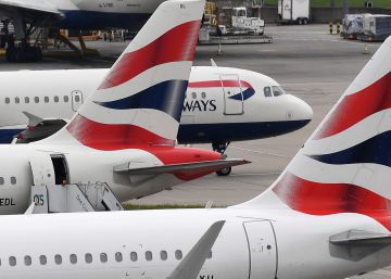 El aeropuerto londinense de Heathrow reanuda los vuelos tras el avistamiento de un dron