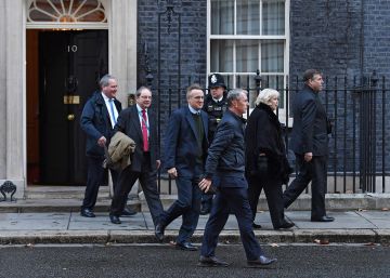 May y Corbyn se imponen líneas rojas que alejan un consenso en torno al Brexit