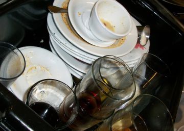 21 millones de dólares por obligar a una mujer que lavaba platos a trabajar los domingos