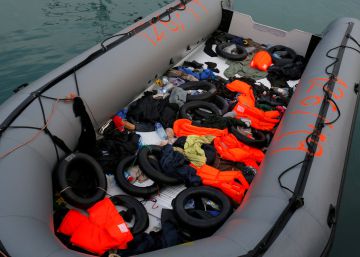 Tres muertos y 114 desaparecidos en un naufragio en el Mediterráneo central