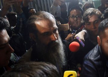 El exgobernador mexicano Guillermo Padrés, al salir de la cárcel: “Ya estoy libre, agárrense”