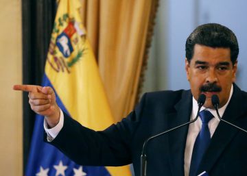Maduro chama a ajuda humanitária de “show” da oposição