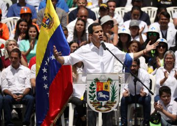 Guaidó organiza a cientos de miles de voluntarios para defender las ayudas