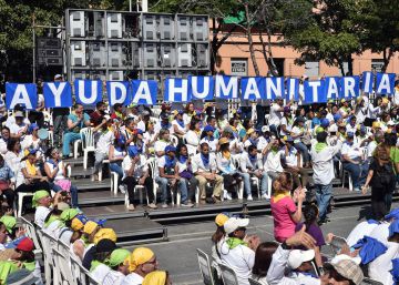 Redes de voluntarios para paliar la emergencia