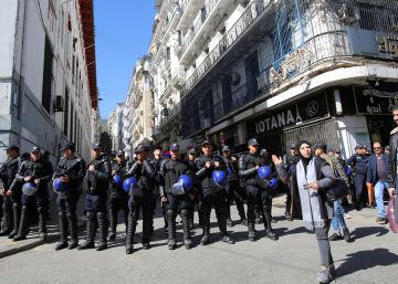 Las purgas de Buteflika para mantener 20 años el poder en Argelia