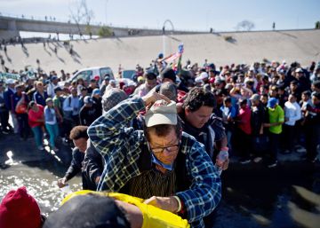Estados Unidos vigiaram jornalistas que cobriam caravana migratória