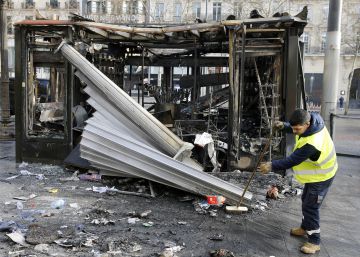 El Gobierno francés saca a los militares ante los ‘chalecos amarillos’