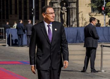 La bandera de la lucha anticorrupción da réditos a Vizcarra en su primer año al frente de Perú