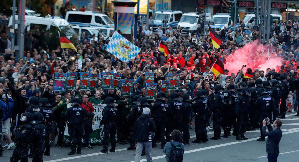 Manifestantes de ultraderecha en una manifestación en Chemnitz (Alemania) en agosto de 2018.