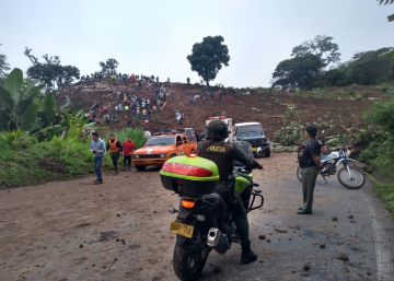 Al menos 19 muertos y 14 desaparecidos por un deslizamiento de tierra en el suroeste de Colombia