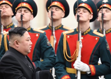 Putin recibe a Kim para reforzar su papel como potencia global