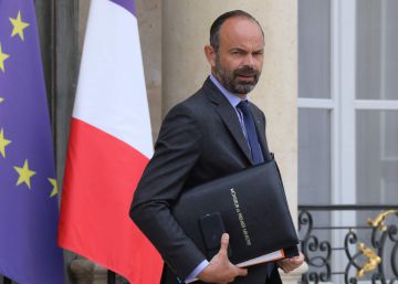 Macron ensaya método: más poder para el primer ministro y el Gobierno