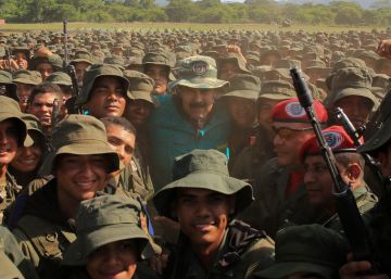 Um Exército com mais de 1.000 generais a serviço do chavismo