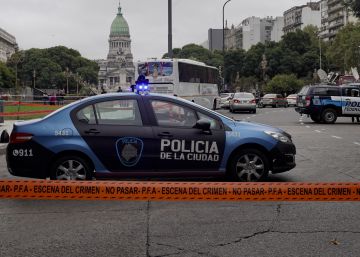 Tiroteado el diputado oficialista Héctor Olivares frente al Congreso argentino