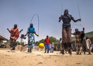 Liberados en Nigeria 900 niños de las milicias que combaten a los yihadistas de Boko Haram